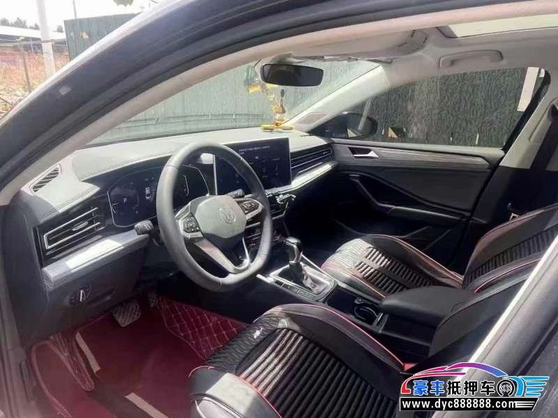 22年大众速腾轿车抵押车出售