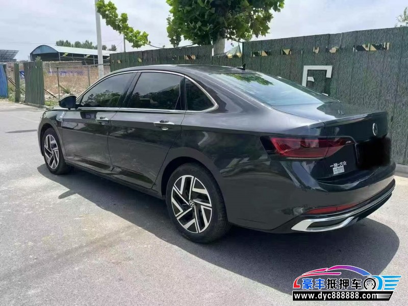 22年大众速腾轿车抵押车出售