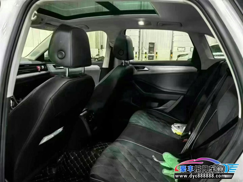 23年大众速腾轿车抵押车出售