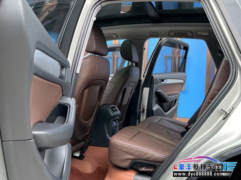 17年奥迪Q5轿车抵押车出售