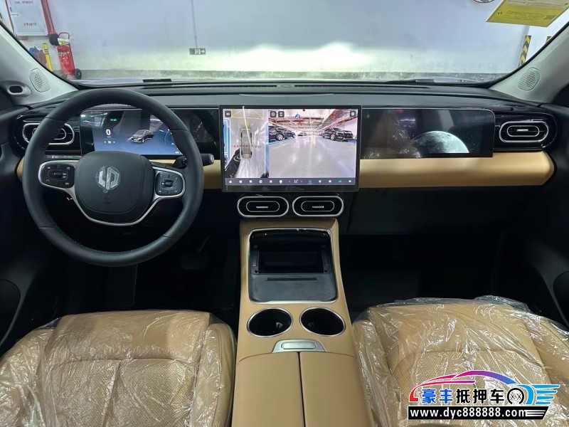 25年零跑C11轿车抵押车出售