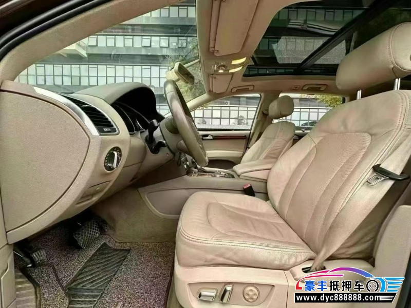 15年奥迪Q7轿车抵押车出售