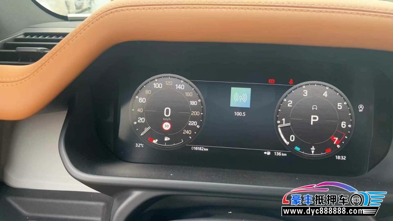 23年路虎卫士轿车抵押车出售