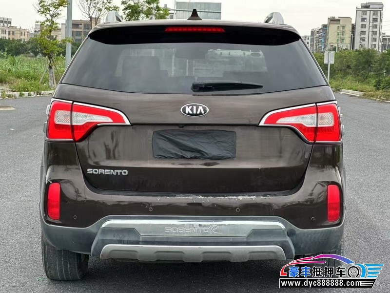 14年起亚索兰托轿车抵押车出售