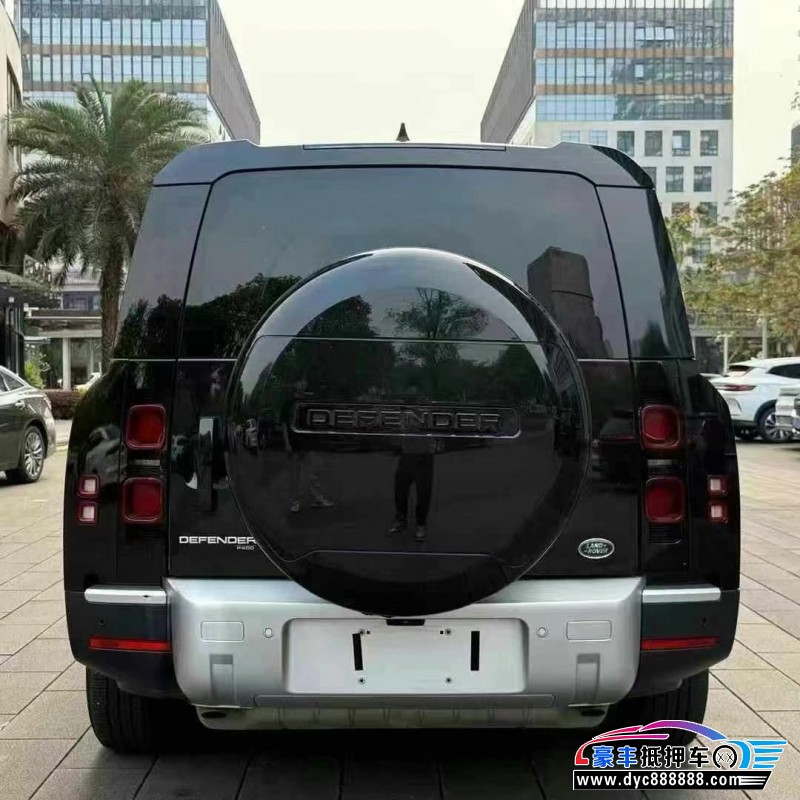 24年路虎卫士轿车抵押车出售