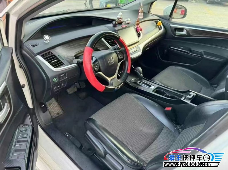 17年本田杰德轿车抵押车出售
