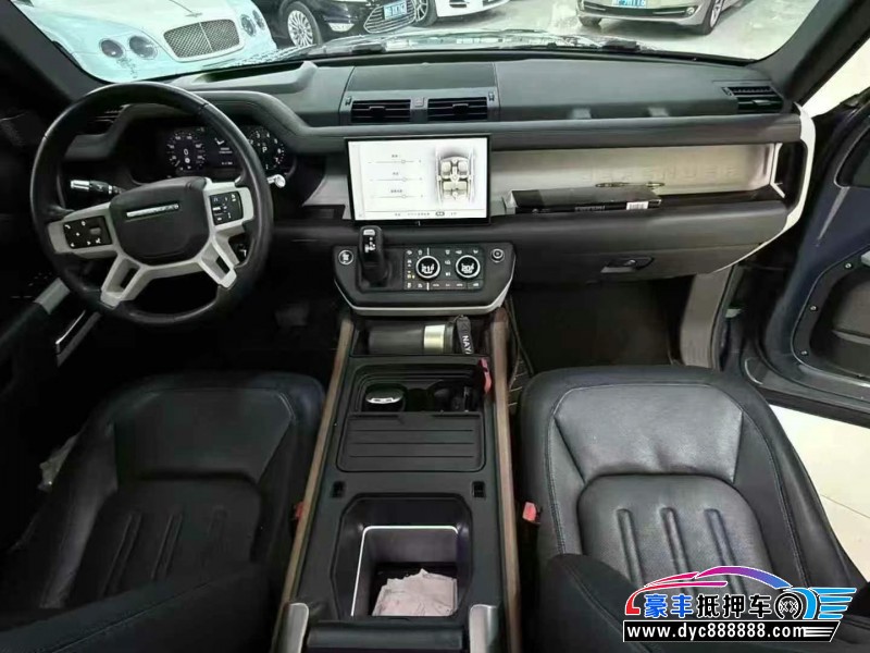 22年路虎卫士SUV抵押车出售