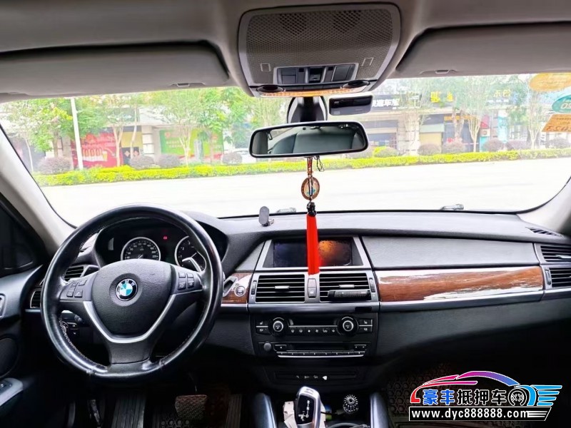 13年宝马X6轿车抵押车出售