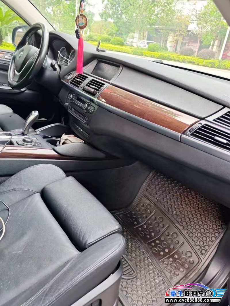 13年宝马X6轿车抵押车出售