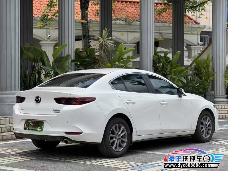 24年马自达昂克赛拉轿车抵押车出售