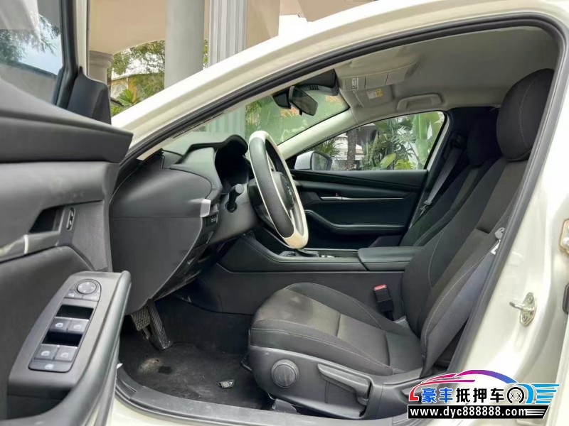 24年马自达昂克赛拉轿车抵押车出售