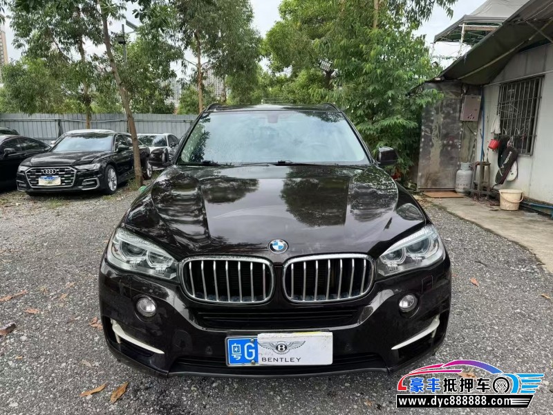 16年宝马X5轿车抵押车出售