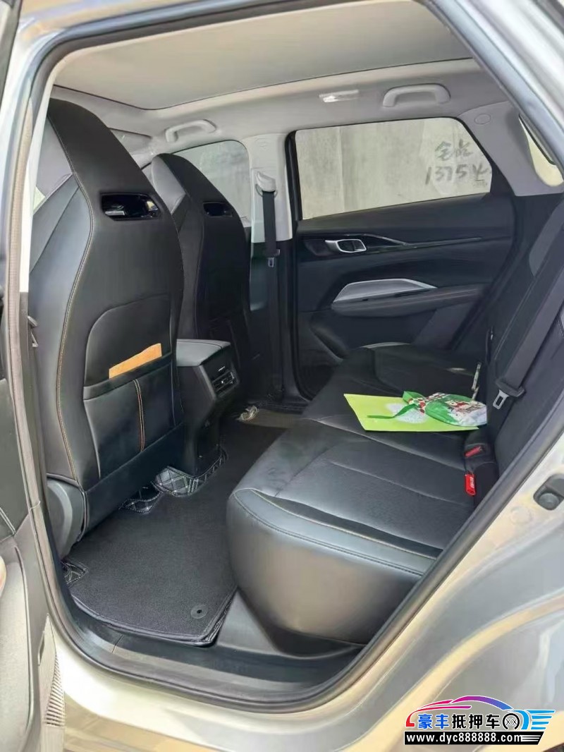 24年长安欧尚Z6轿车抵押车出售