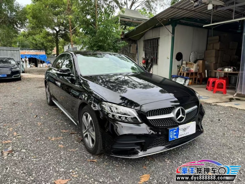 20年奔驰C轿车抵押车出售