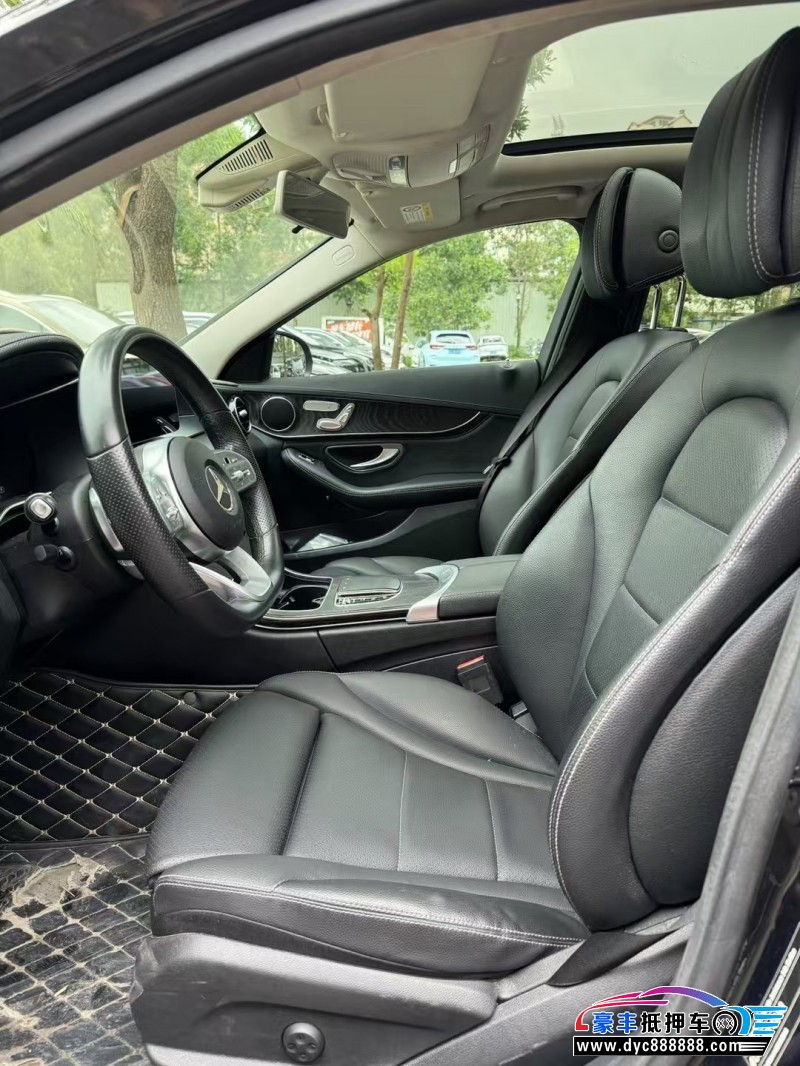 20年奔驰C轿车抵押车出售