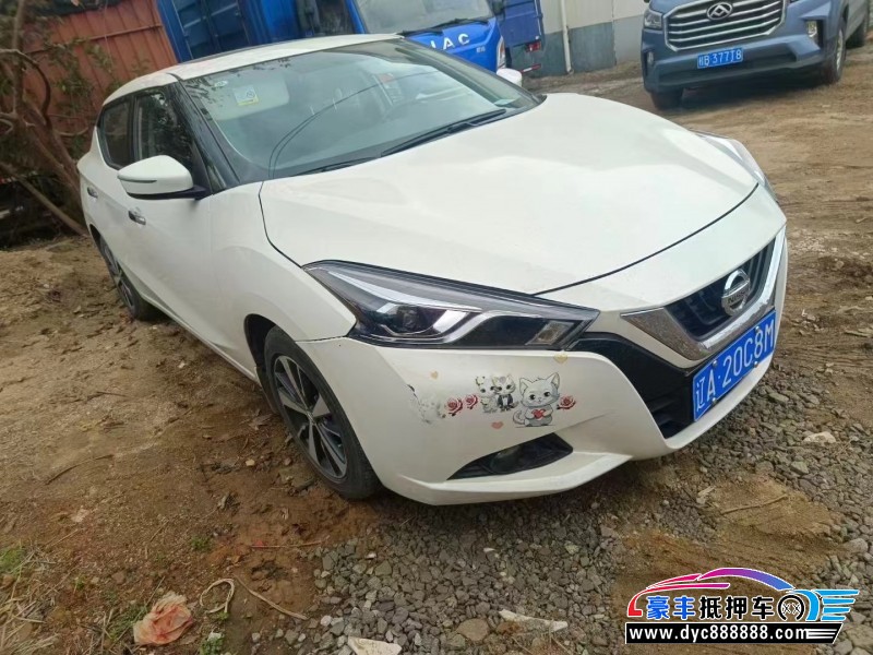 23年日产蓝鸟轿车抵押车出售