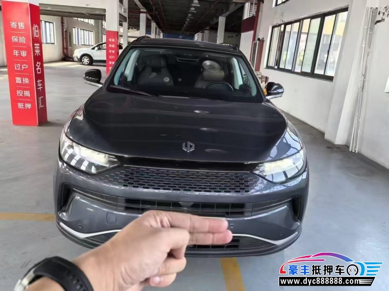 23年零跑C11轿车抵押车出售