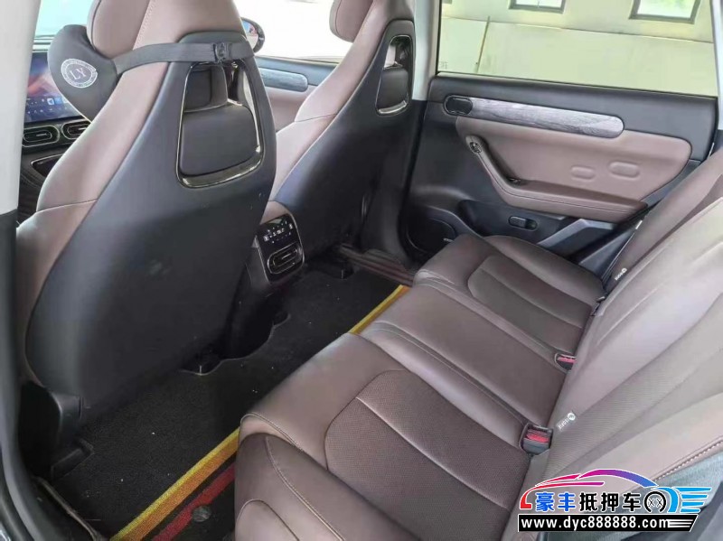 23年零跑C11轿车抵押车出售