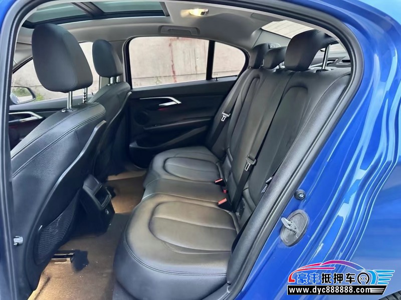 18年宝马1系轿车抵押车出售