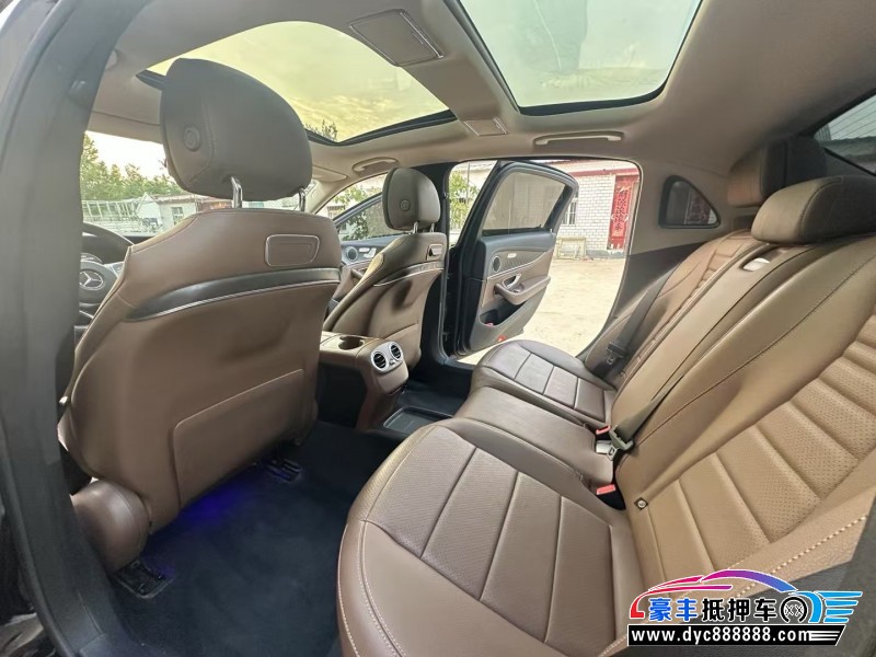 19年奔驰E轿车抵押车出售