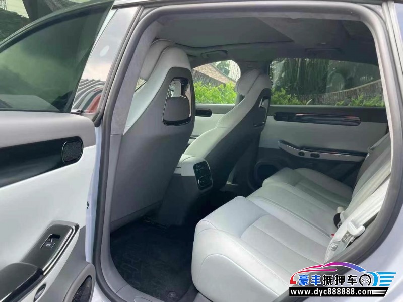 23年零跑c01轿车抵押车出售