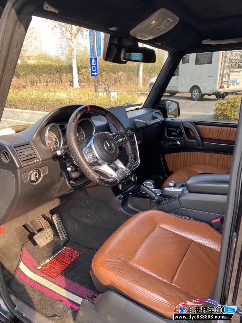 17年奔驰G轿车抵押车出售