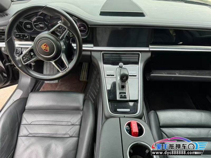 17年保时捷帕纳梅拉轿车抵押车出售