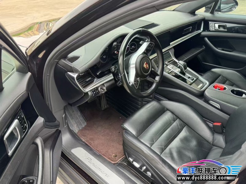 17年保时捷帕纳梅拉轿车抵押车出售