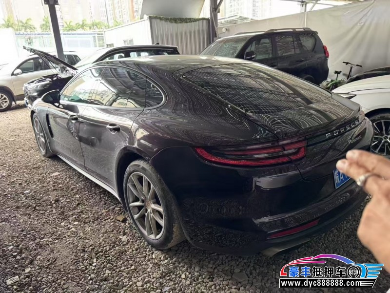 17年保时捷帕纳梅拉轿车抵押车出售