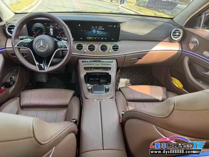 22年奔驰E轿车抵押车出售