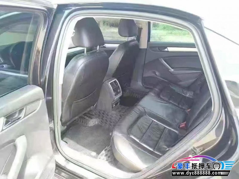 15年大众帕萨特轿车抵押车出售