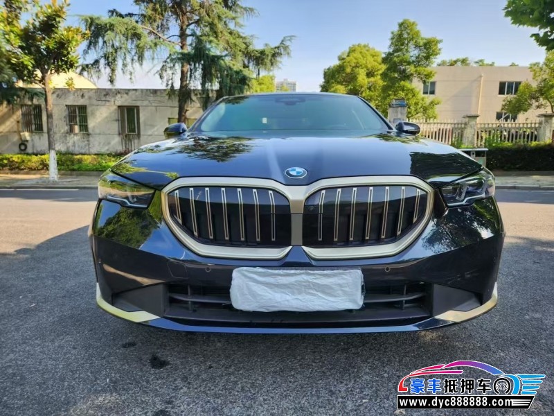 24年宝马5系轿车抵押车出售