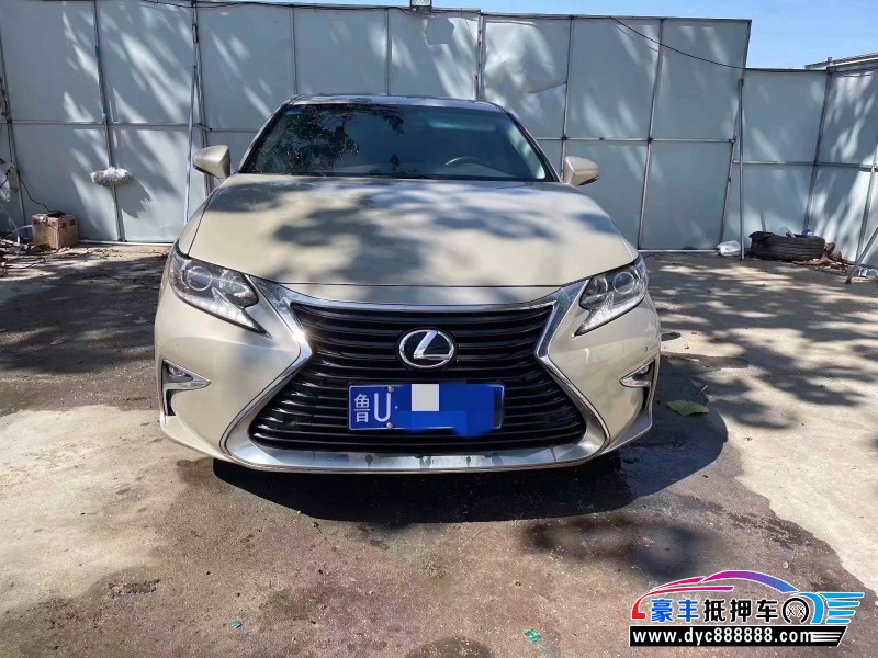 17年雷克萨斯ES轿车抵押车出售