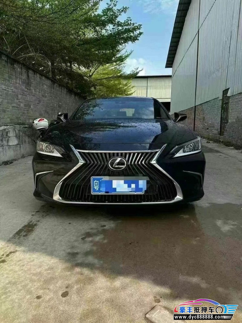 21年雷克萨斯ES轿车抵押车出售