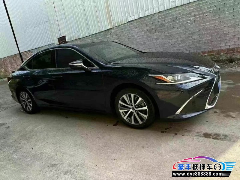 21年雷克萨斯ES轿车抵押车出售