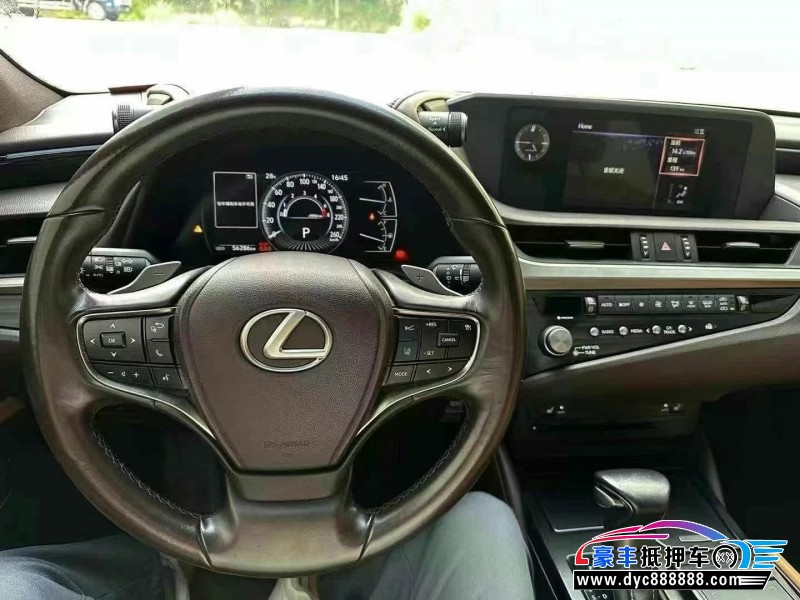 21年雷克萨斯ES轿车抵押车出售