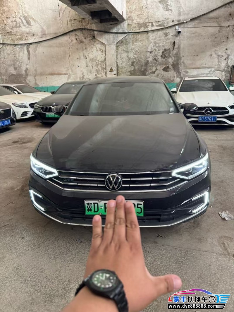 24年大众迈腾轿车抵押车出售