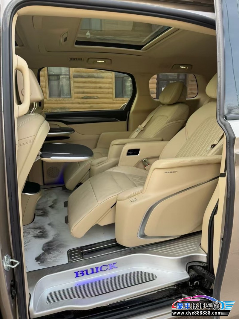 24年别克GL8轿车抵押车出售