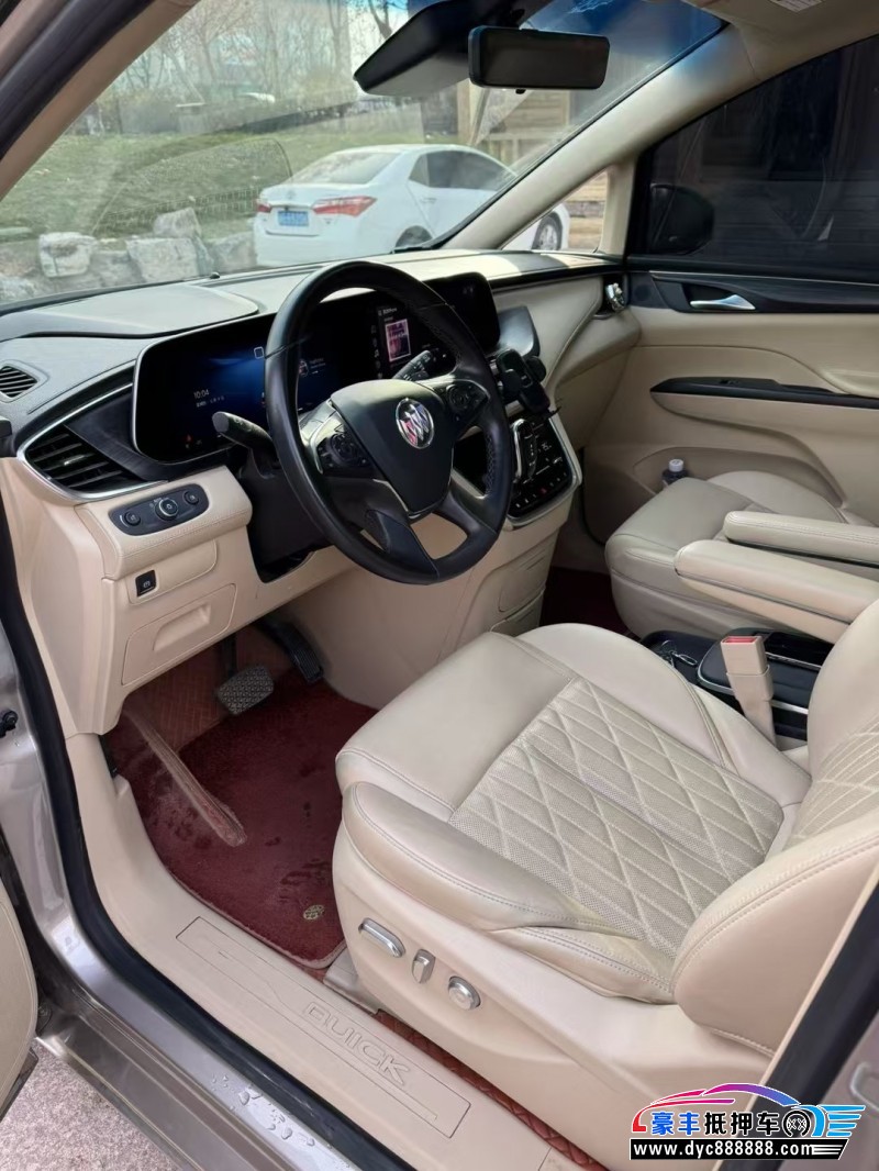 24年别克GL8轿车抵押车出售