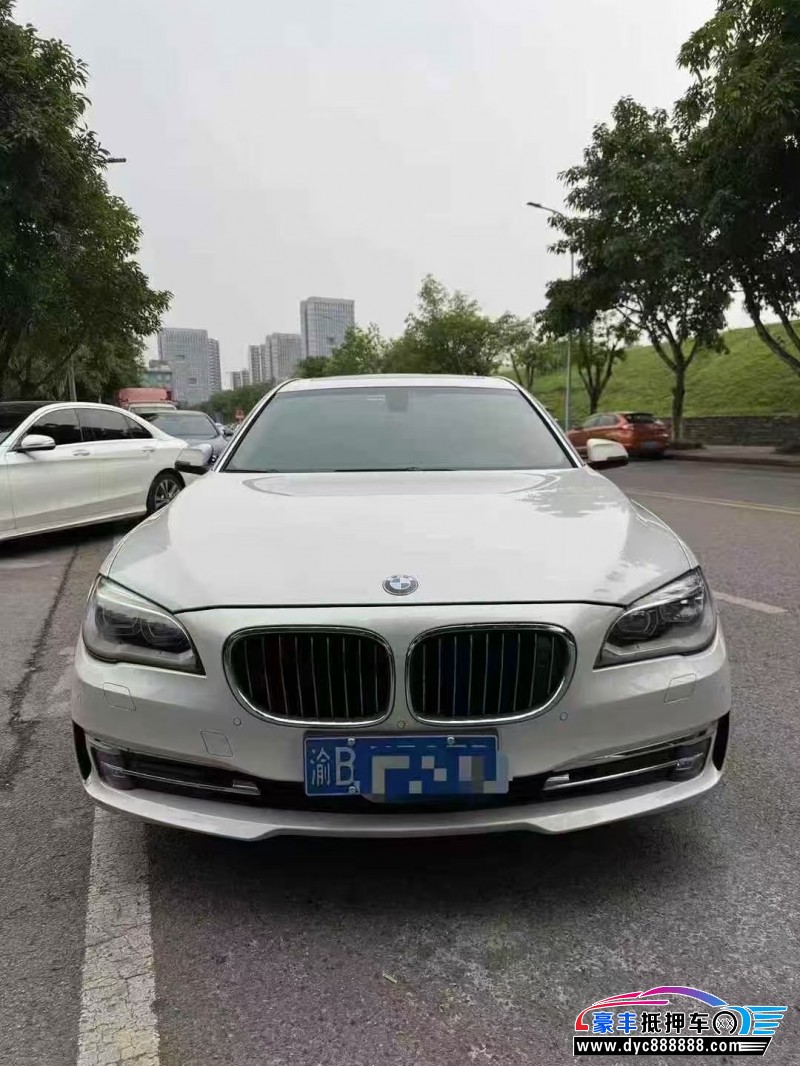 15年宝马7系轿车抵押车出售