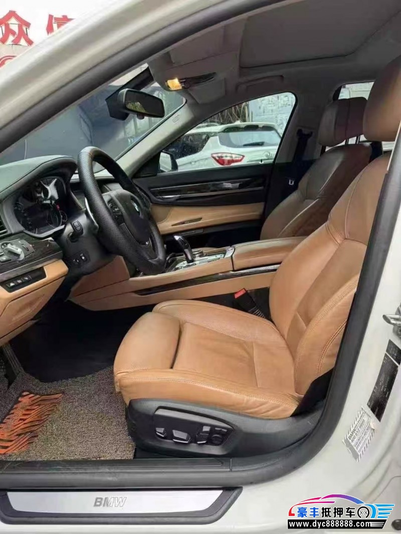 15年宝马7系轿车抵押车出售