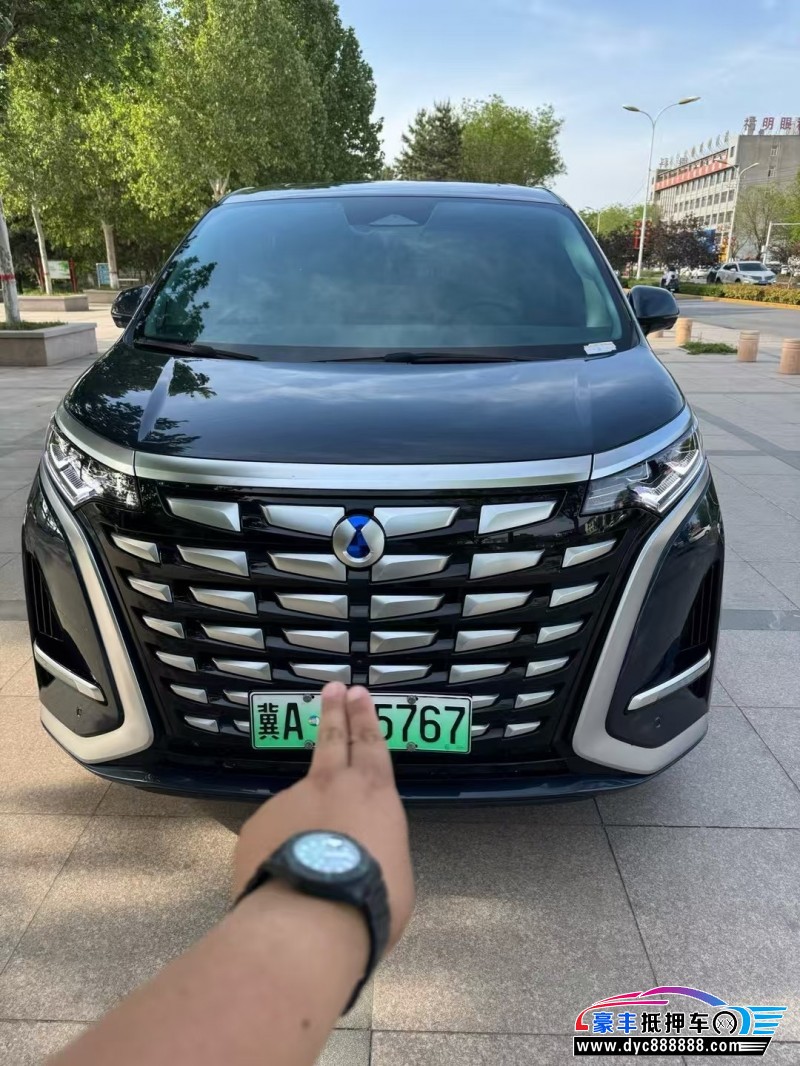 23年腾势D9轿车抵押车出售