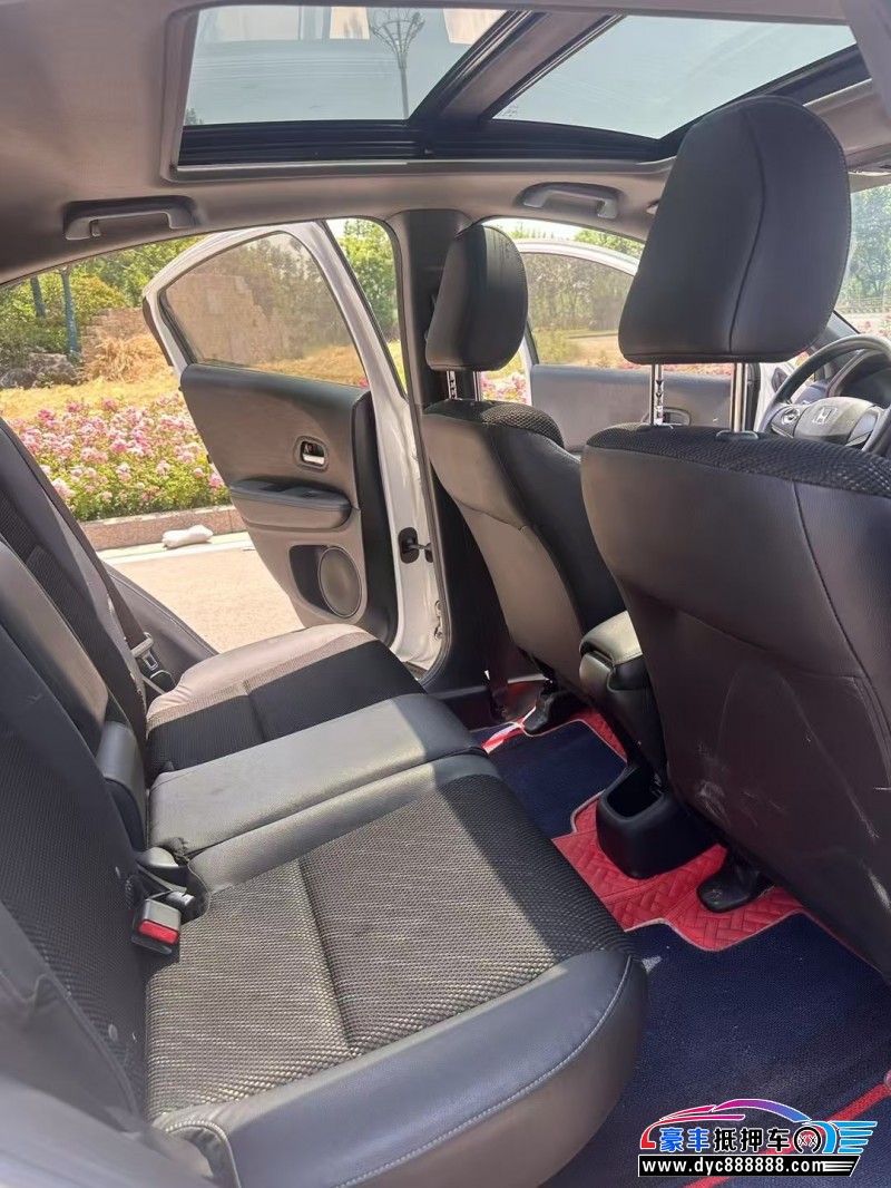 19年本田XRV轿车抵押车出售