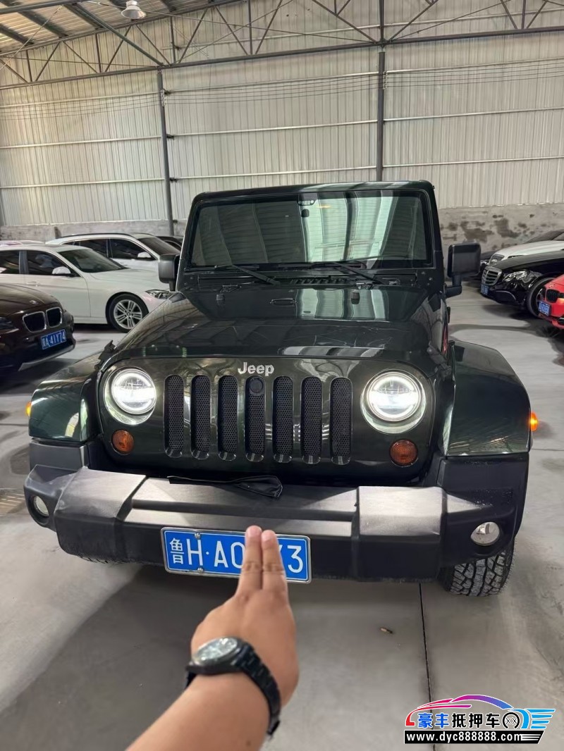 12年Jeep牧马人轿车抵押车出售