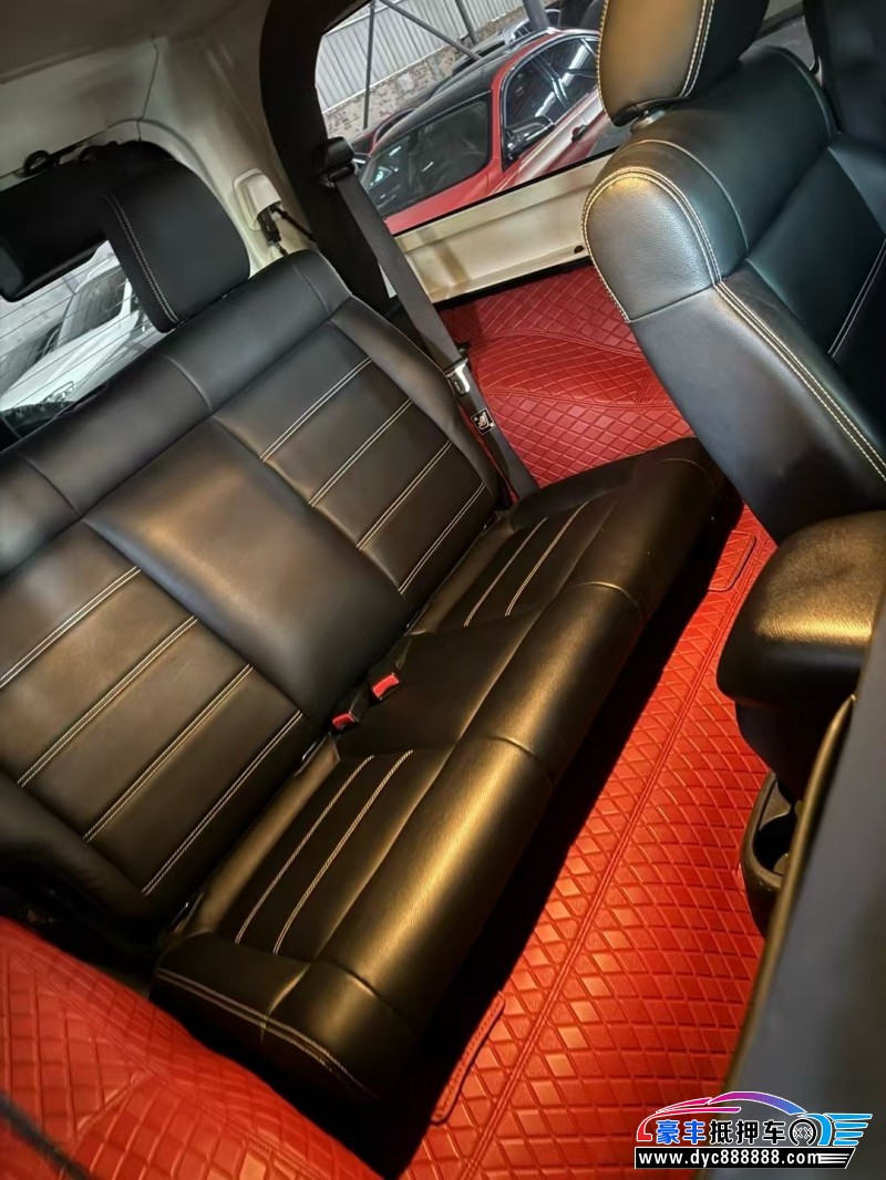 12年Jeep牧马人轿车抵押车出售