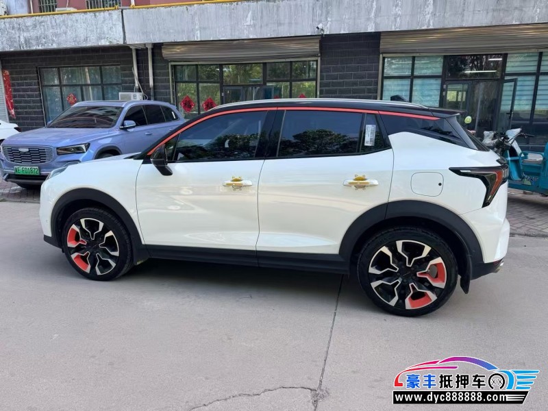 21年领克06轿车抵押车出售