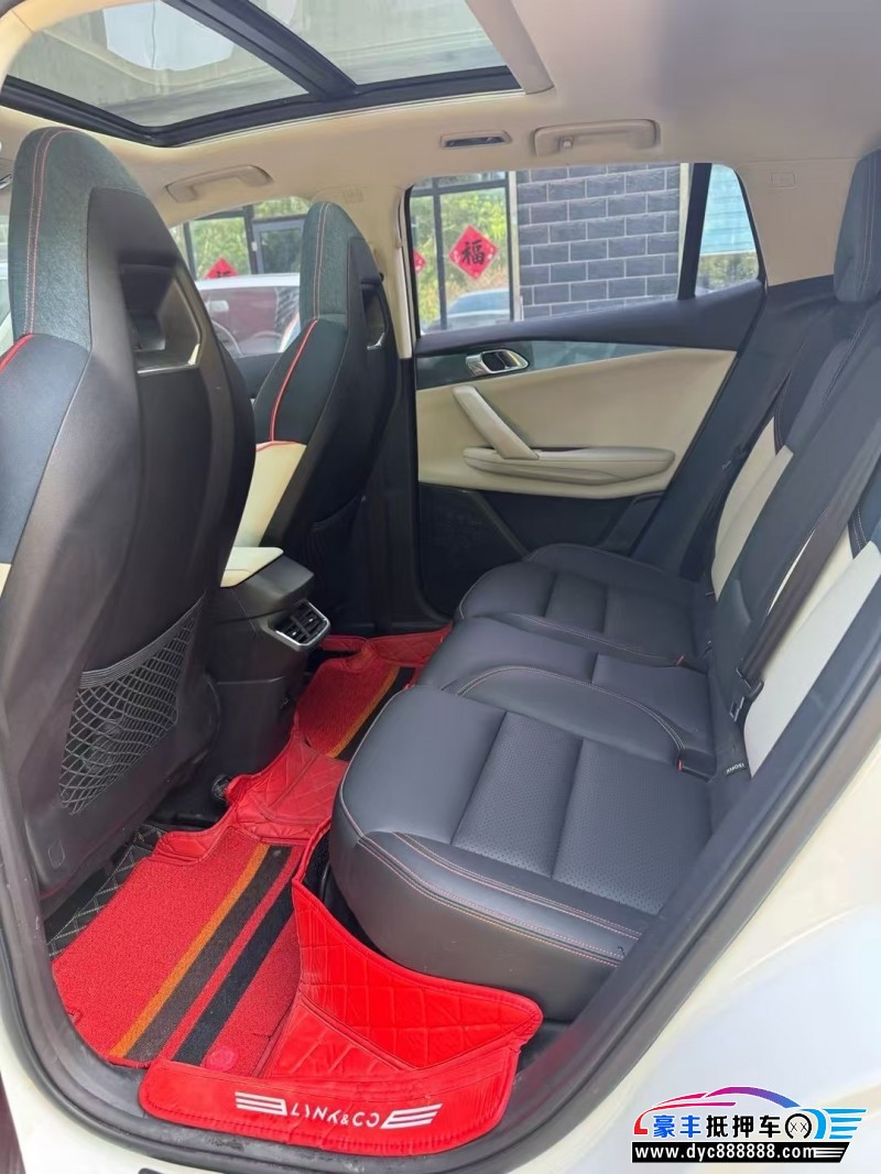 21年领克06轿车抵押车出售