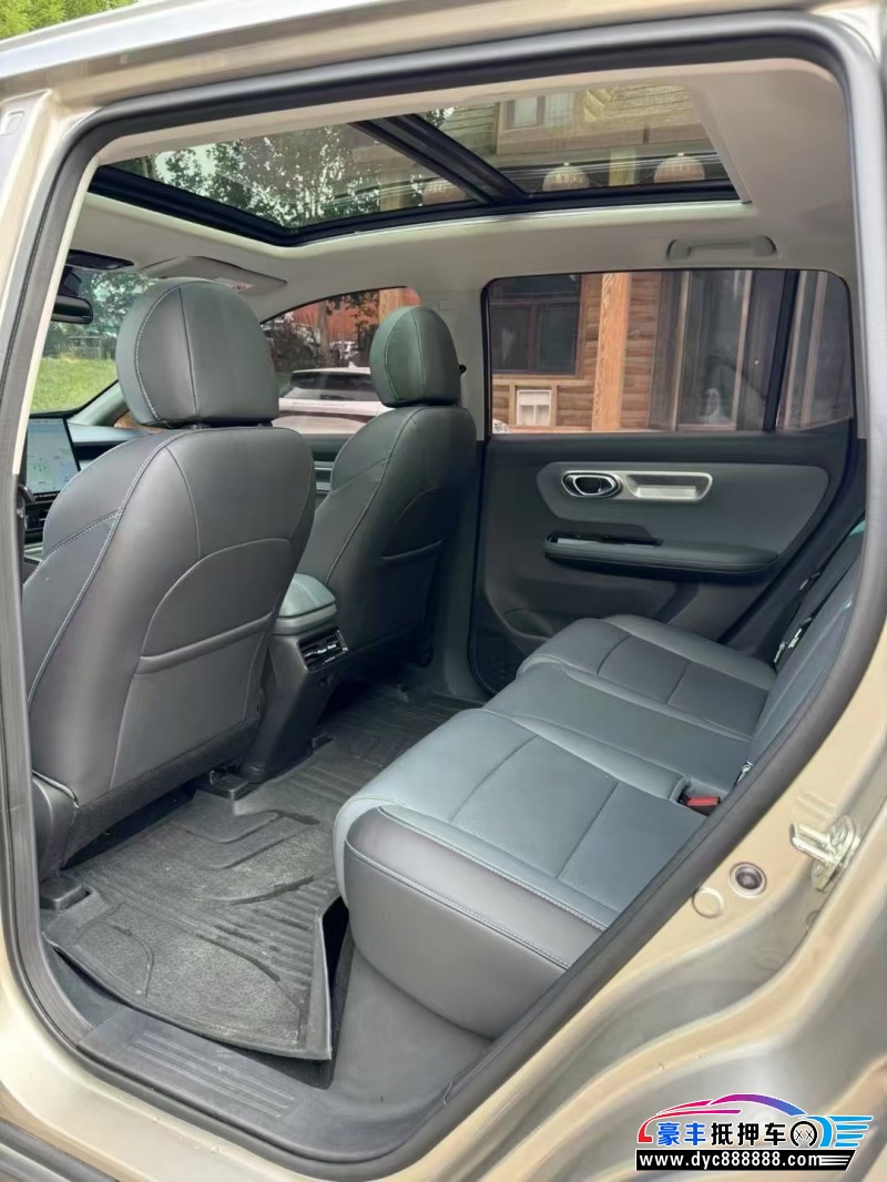 24年埃安Y70轿车抵押车出售