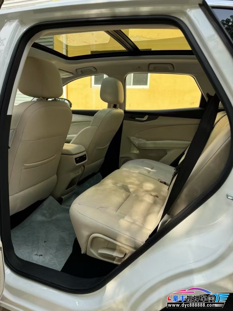 25年凯翼昆仑轿车抵押车出售