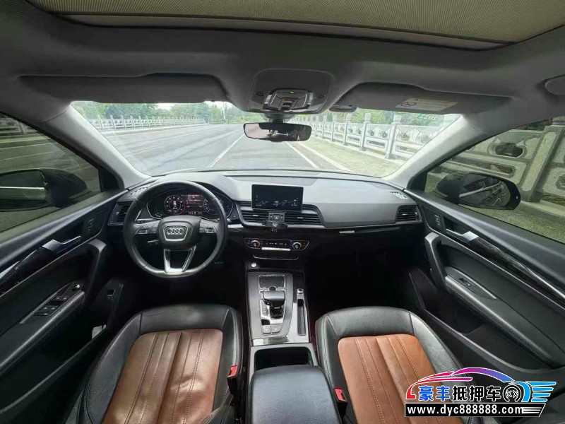 20年奥迪Q5轿车抵押车出售